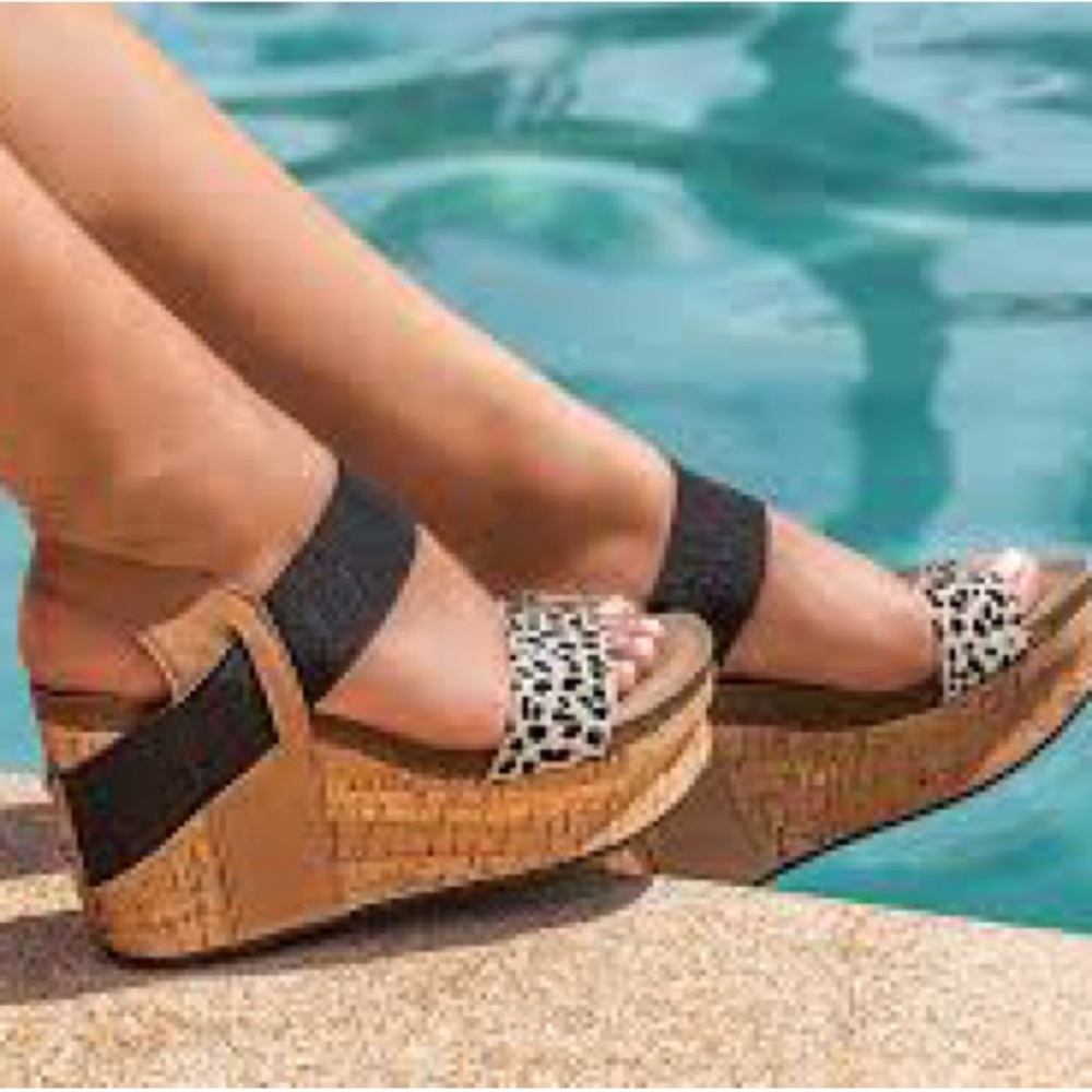 OTBT Bushnell Platform Wedge Sandal 7.5